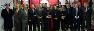 El Obispo Auxiliar, Don Santiago, en nuestra Casa Hermandad